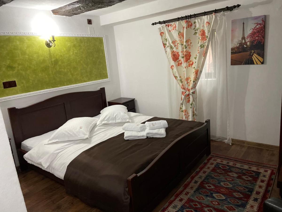 Pensiunea Casa Rica Călimăneşti المظهر الخارجي الصورة