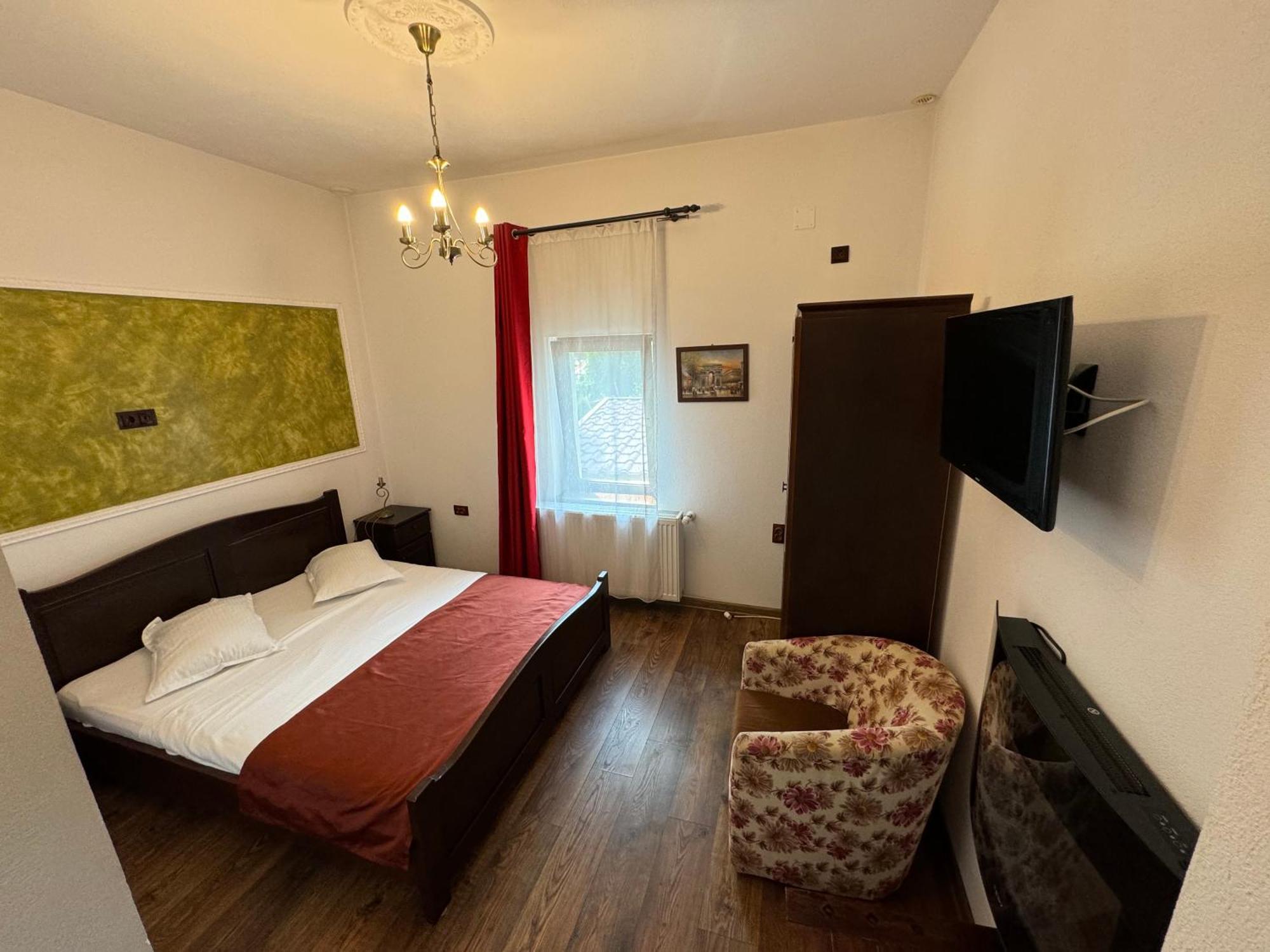 Pensiunea Casa Rica Călimăneşti المظهر الخارجي الصورة