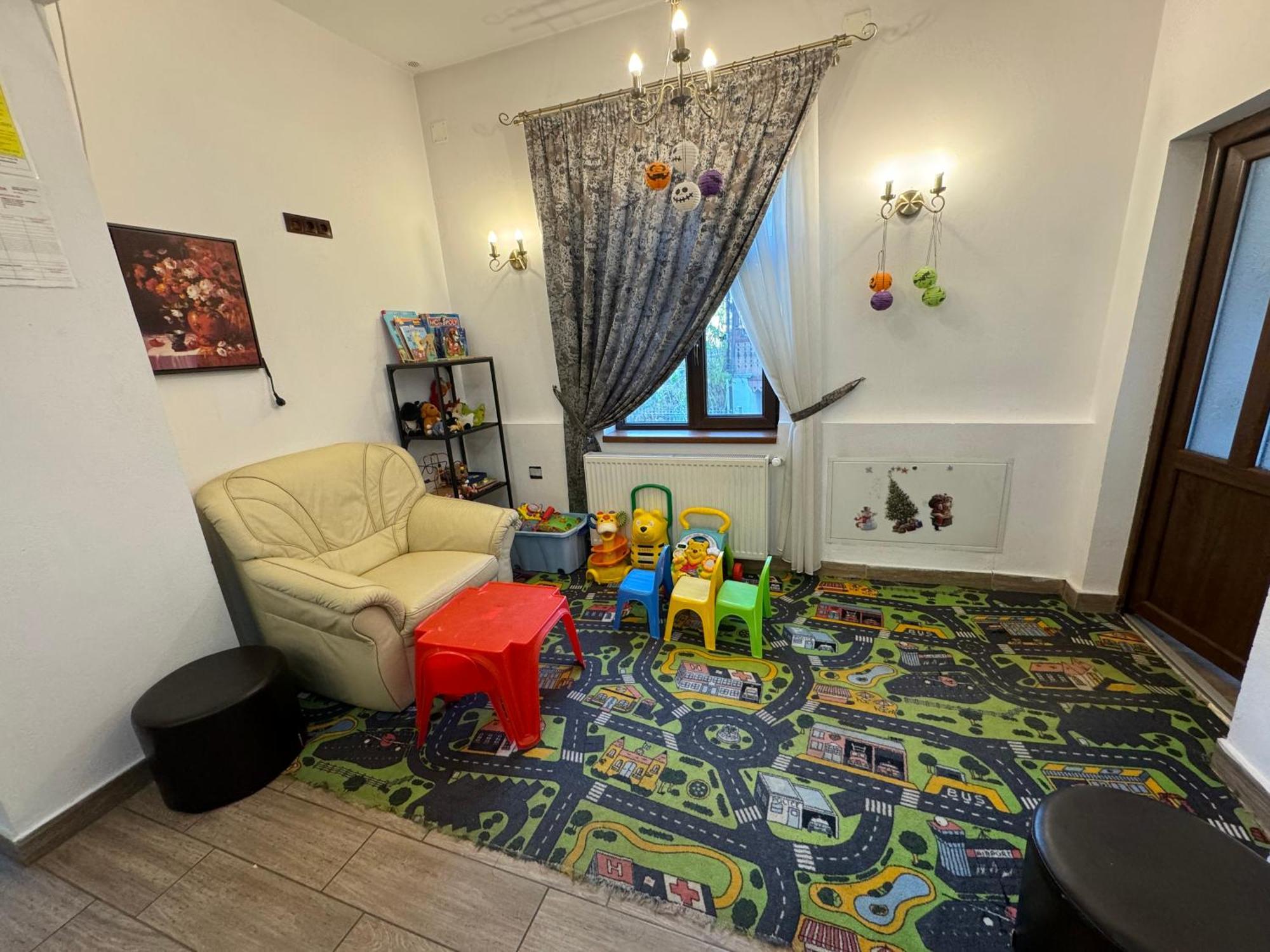 Pensiunea Casa Rica Călimăneşti المظهر الخارجي الصورة